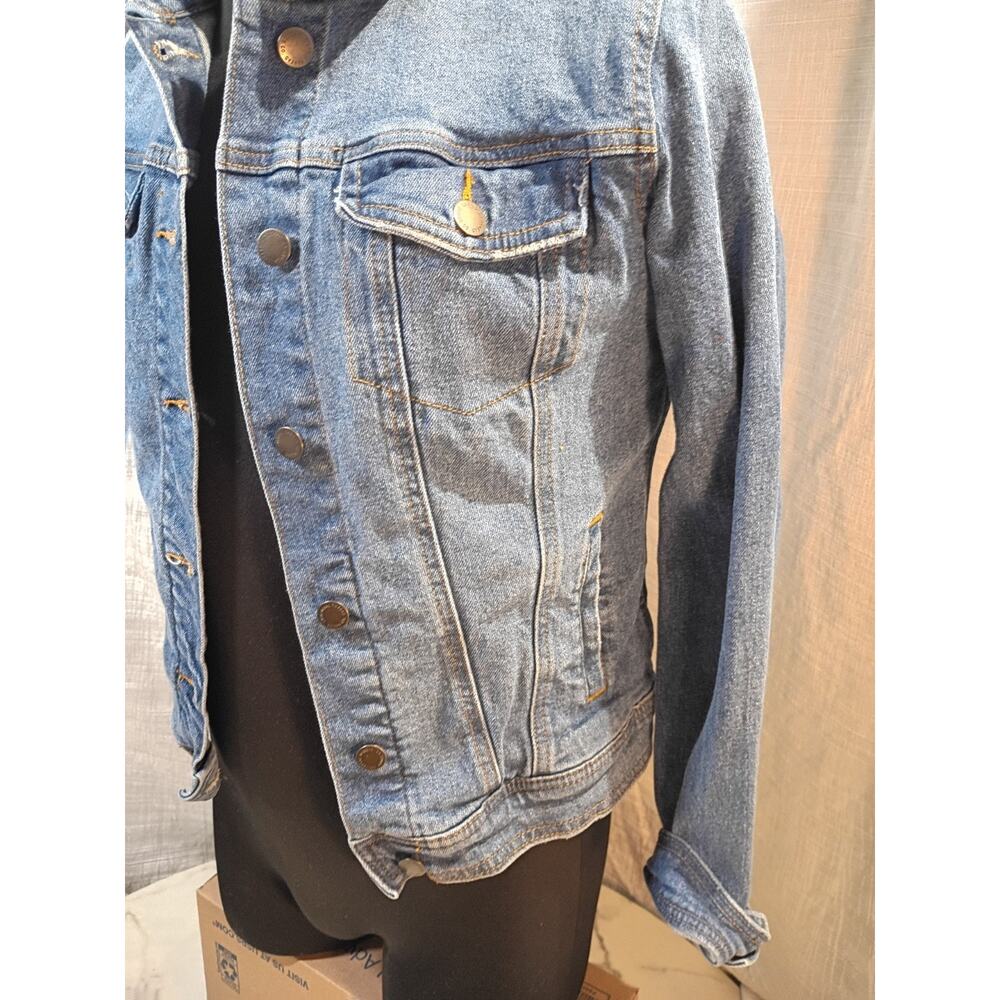 Universal Thread Jean Jacket Size M - Picture 5 of 12